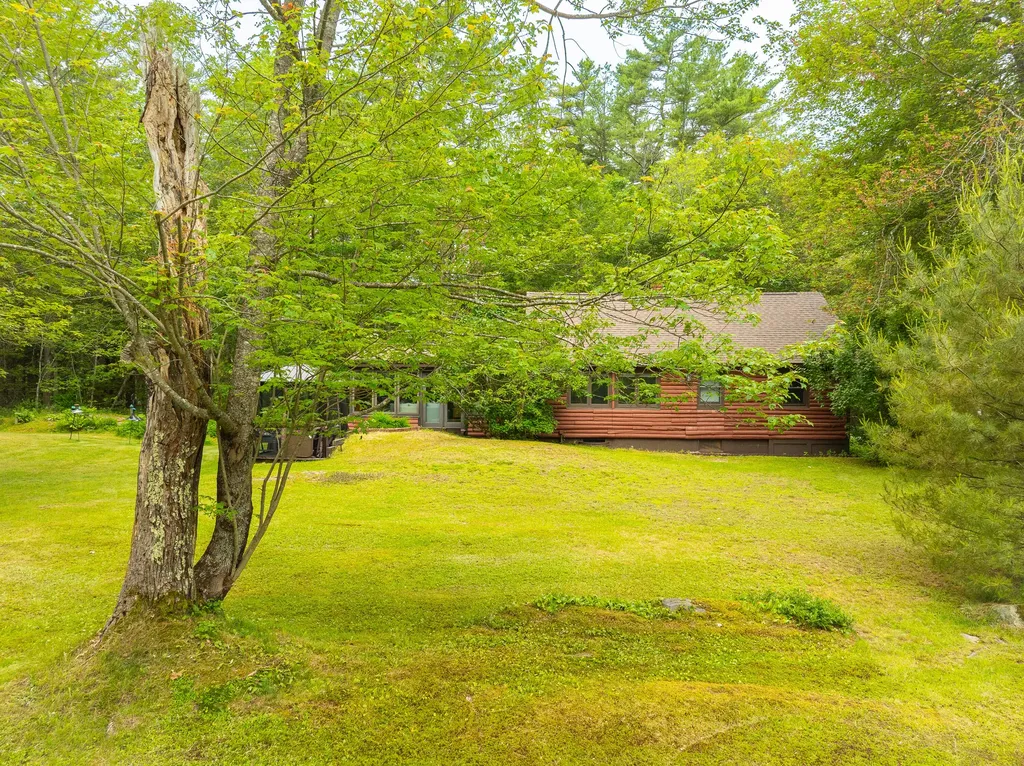 260 Coombs Road Brunswick ME 04011