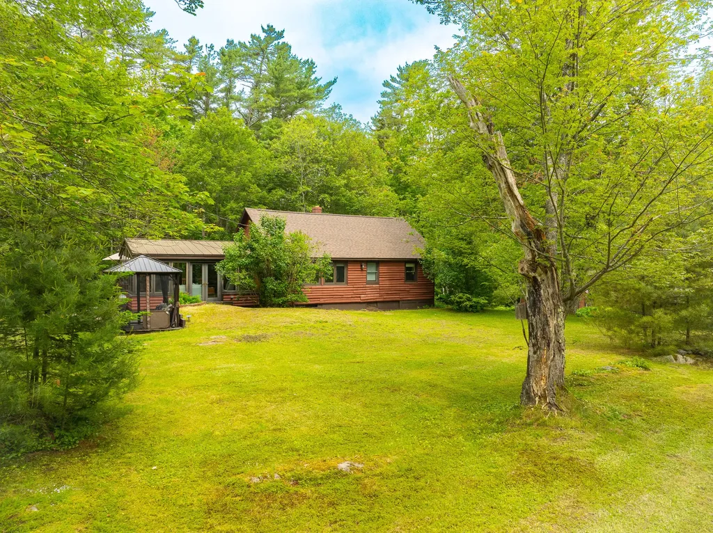 260 Coombs Road Brunswick ME 04011
