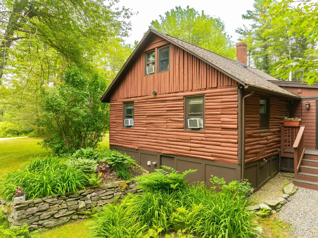 260 Coombs Road Brunswick ME 04011