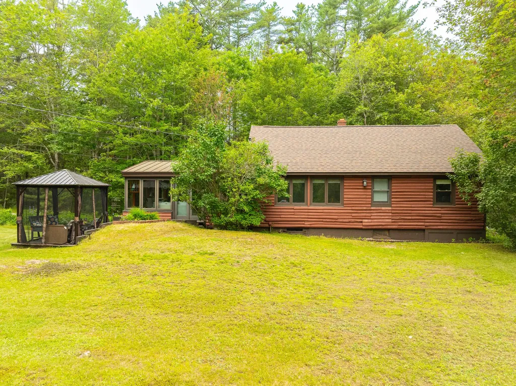 260 Coombs Road Brunswick ME 04011