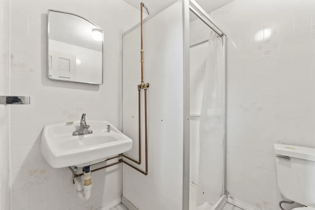 126 Snell Shore Palermo ME 04354