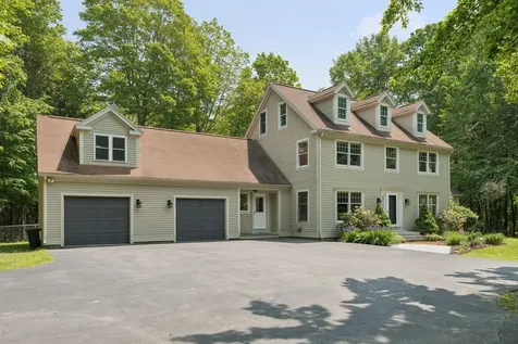 72 Lakeside Drive Falmouth ME 04105