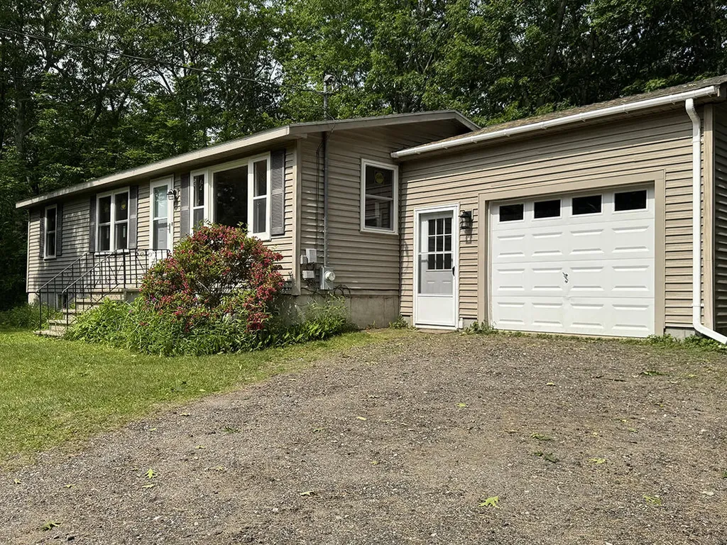 1305 Brunswick Avenue Gardiner ME 04345