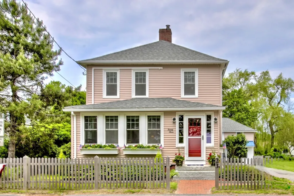 23 E Grand Avenue Scarborough ME 04074