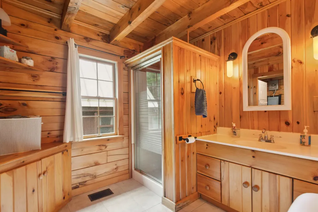 517 Shelton Trail Rangeley Plt ME 04970