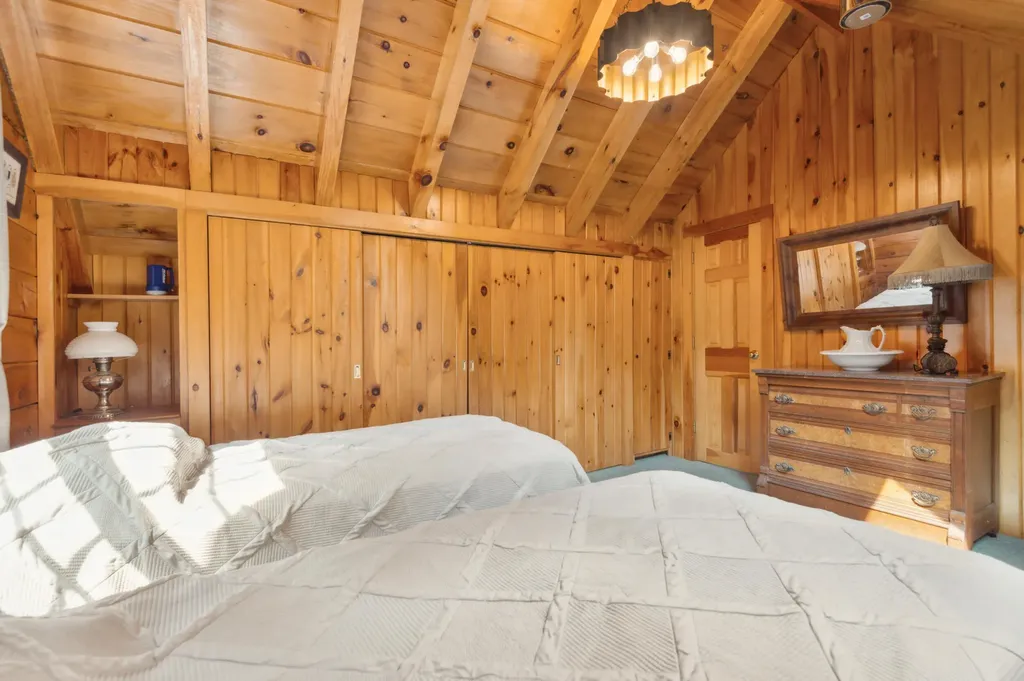 517 Shelton Trail Rangeley Plt ME 04970