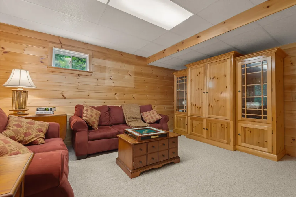 517 Shelton Trail Rangeley Plt ME 04970