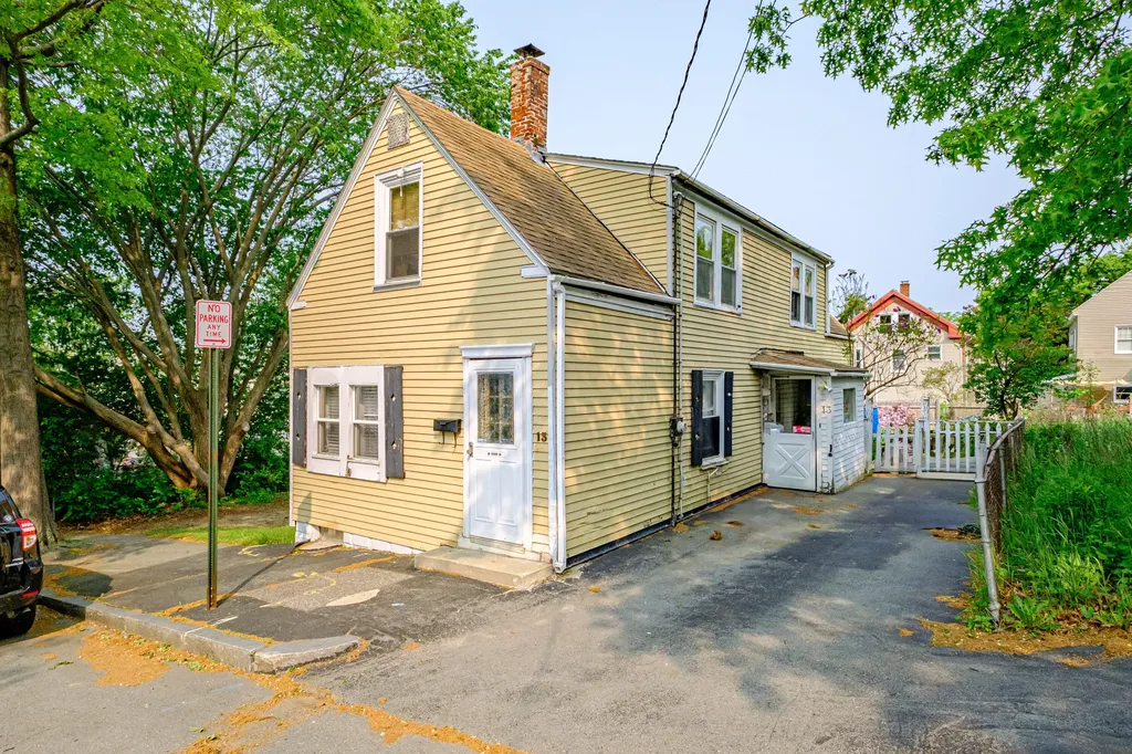 13 Monroe Street Portland ME 04101