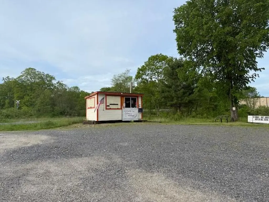 951 Us Route 202 Greene ME 04236