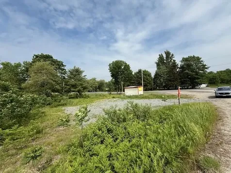 951 Us Route 202 Greene ME 04236