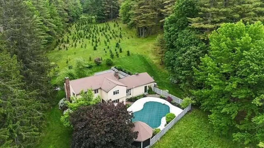 80 Dyer Road Lewiston ME 04240