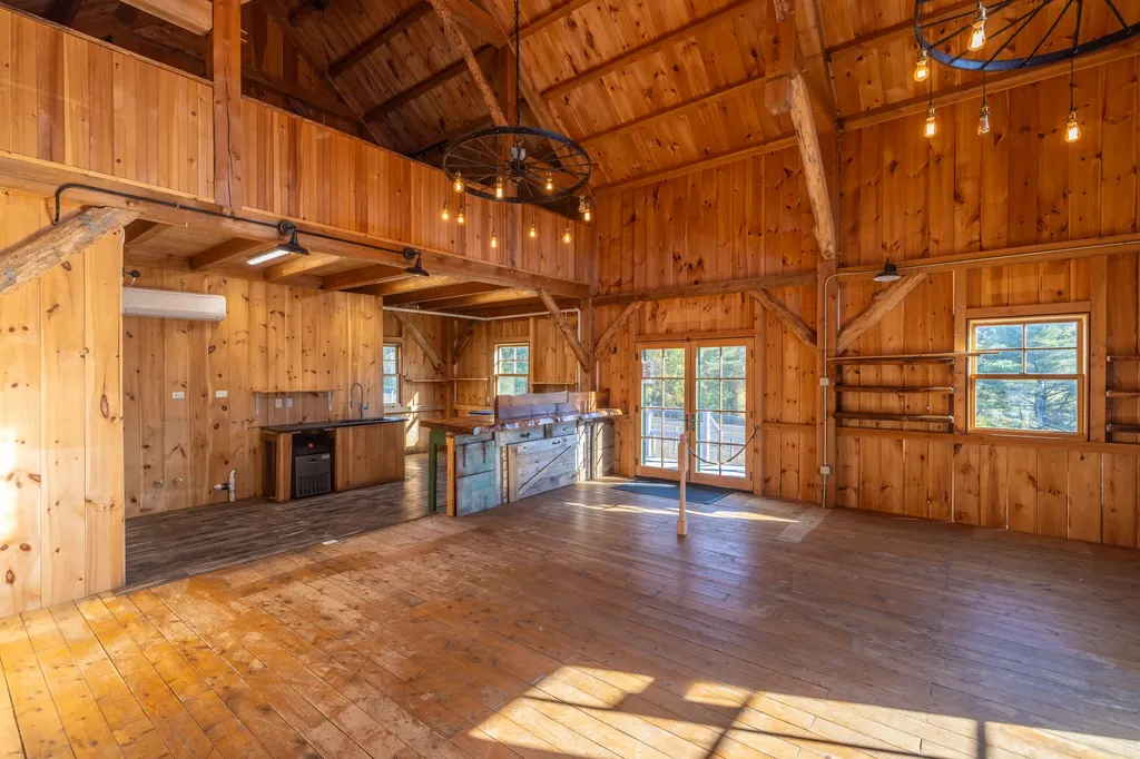 5 Bolin Hill Extension Liberty ME 04949