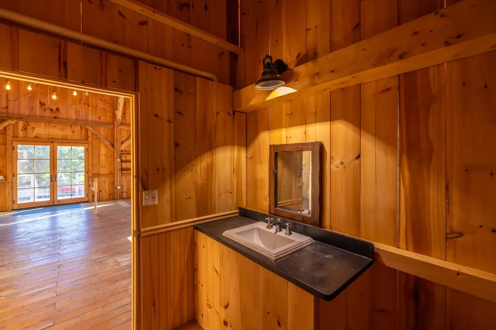 5 Bolin Hill Extension Liberty ME 04949