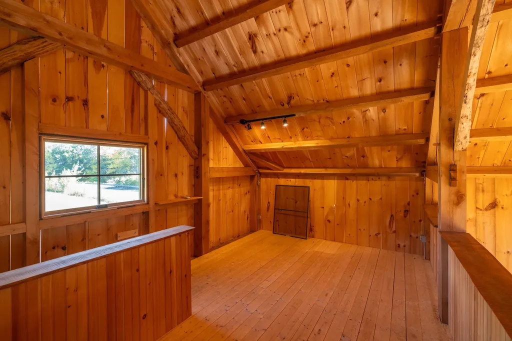 5 Bolin Hill Extension Liberty ME 04949