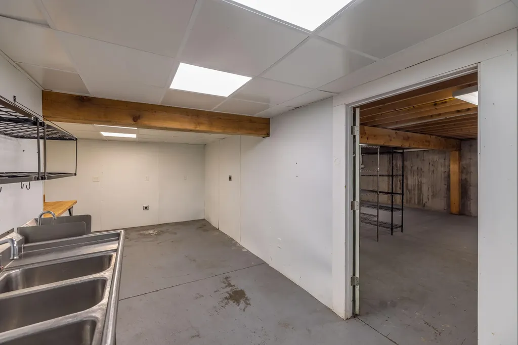 5 Bolin Hill Extension Liberty ME 04949