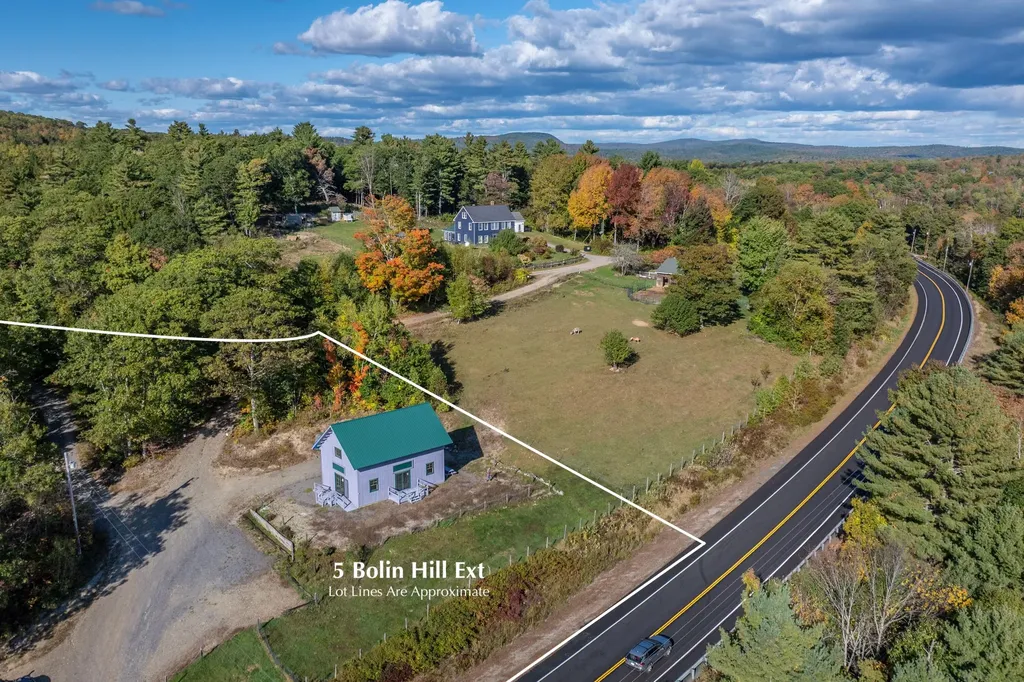 5 Bolin Hill Extension Liberty ME 04949