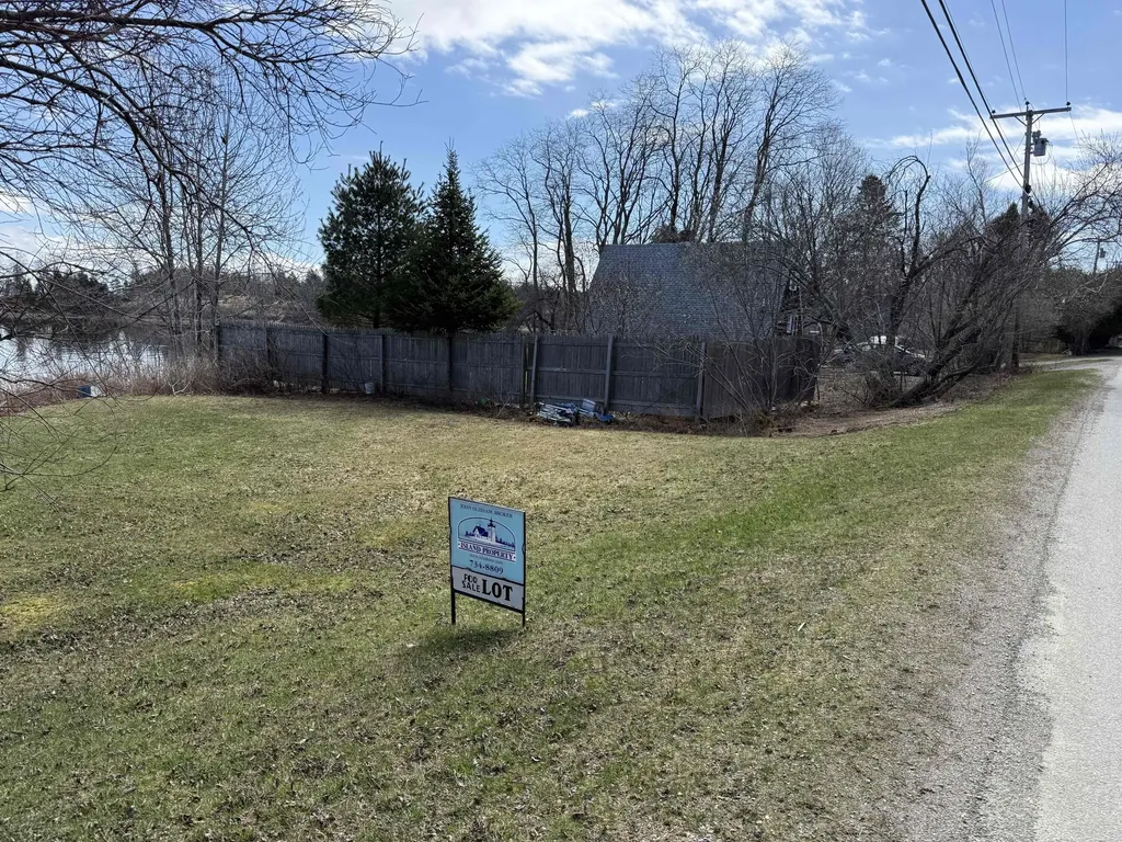 364 & 367 Main Road Islesboro ME 04848