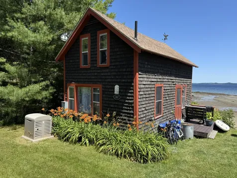 364 & 367 Main Road Islesboro ME 04848