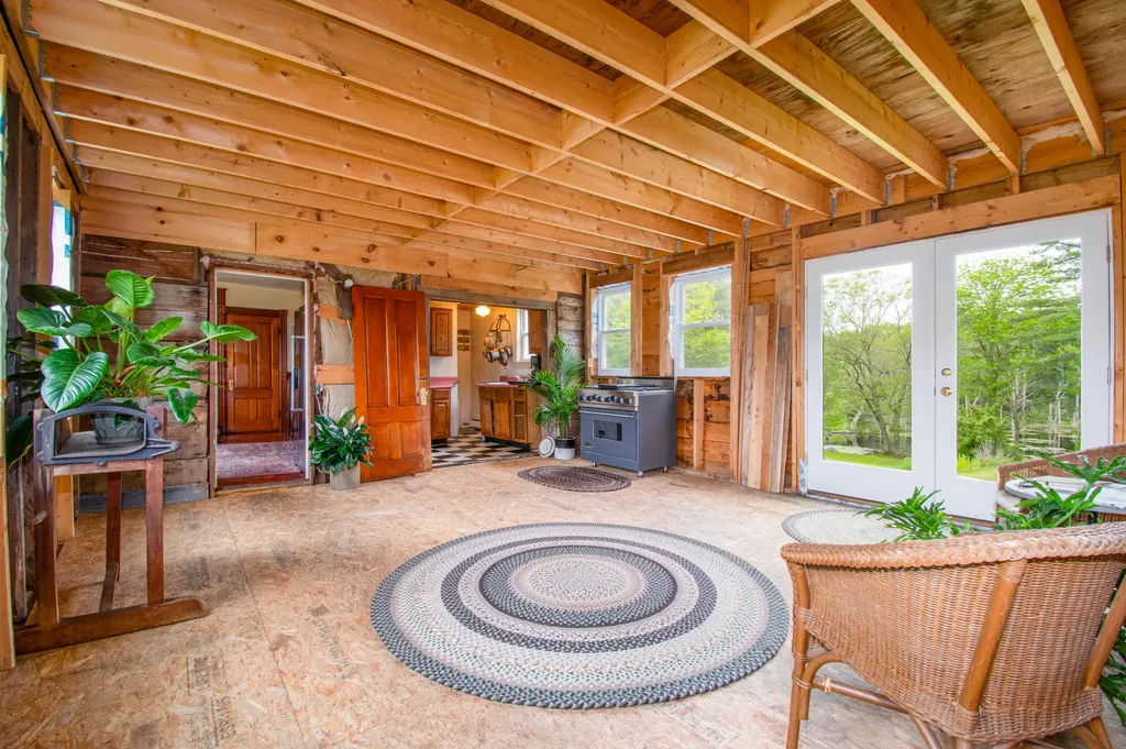 511 Main Road Phippsburg ME 04562