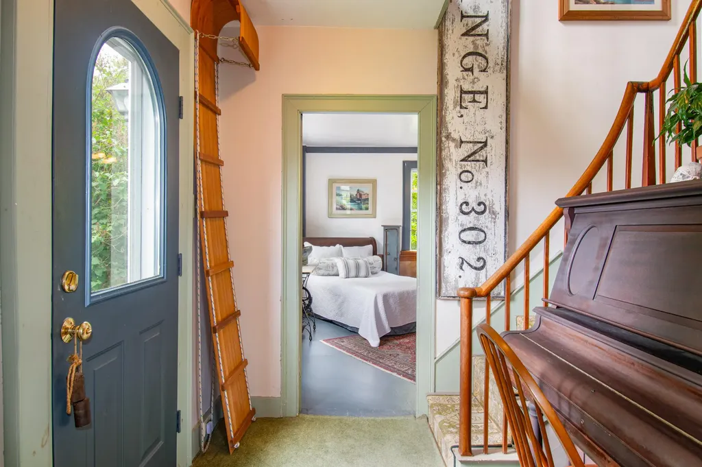 511 Main Road Phippsburg ME 04562