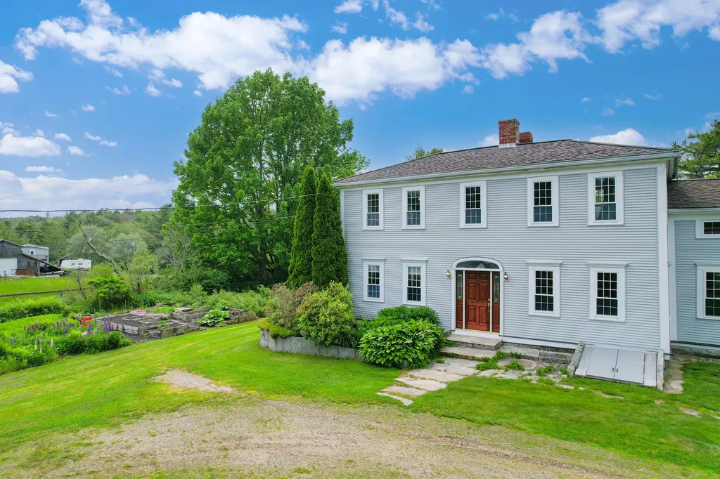 511 Main Road Phippsburg ME 04562