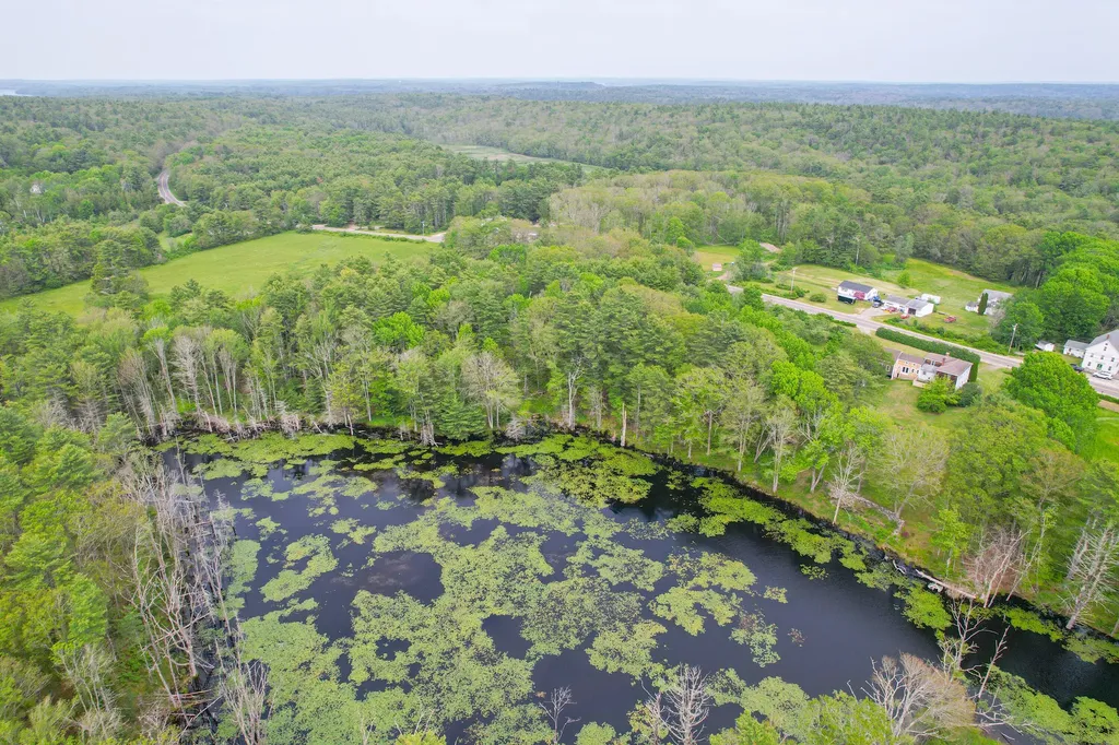 511 Main Road Phippsburg ME 04562