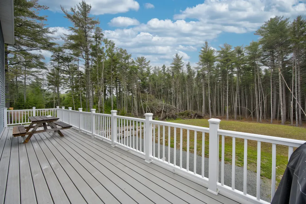 41 White Deer Circle Bar Harbor ME 04609
