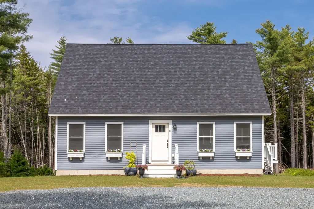 41 White Deer Circle Bar Harbor ME 04609