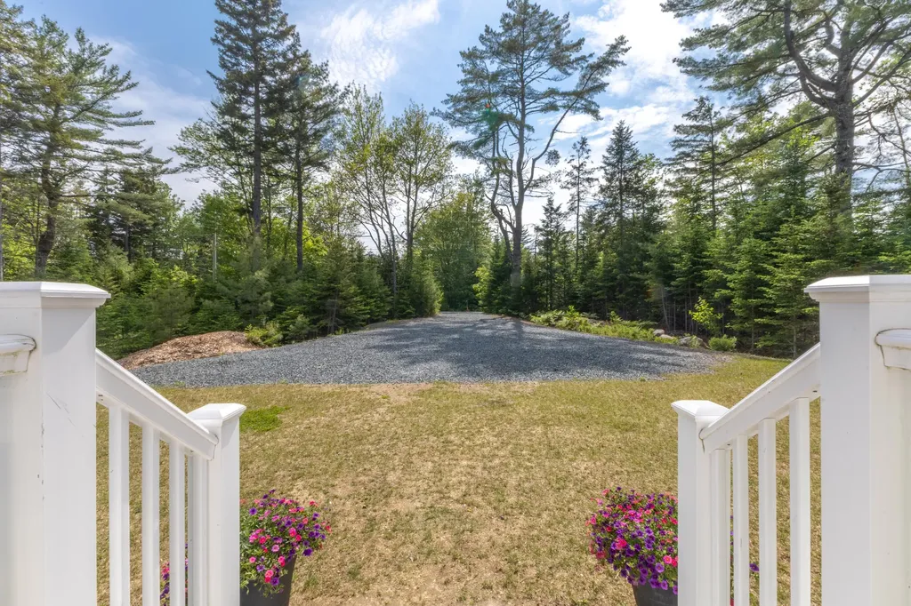41 White Deer Circle Bar Harbor ME 04609