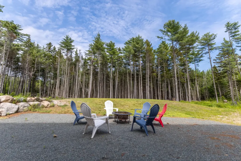 41 White Deer Circle Bar Harbor ME 04609