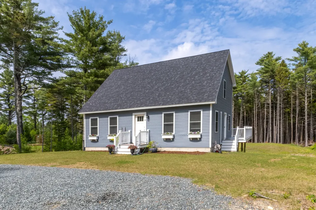 41 White Deer Circle Bar Harbor ME 04609