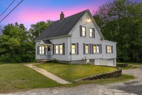 492 Roosevelt Trail Casco ME 04015