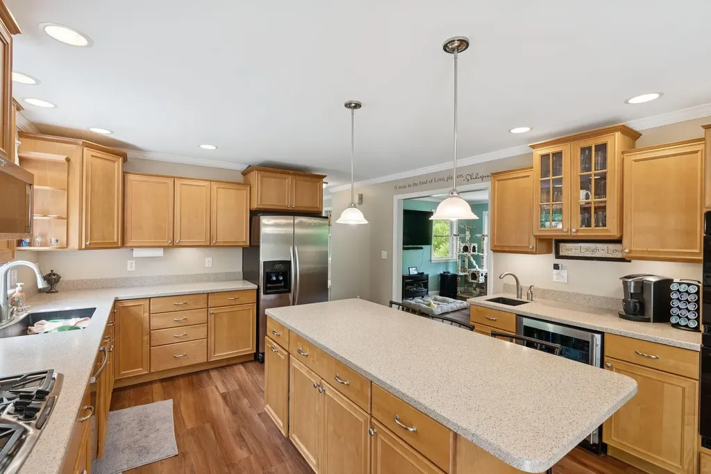 26 Serenity Lane Topsham ME 04086