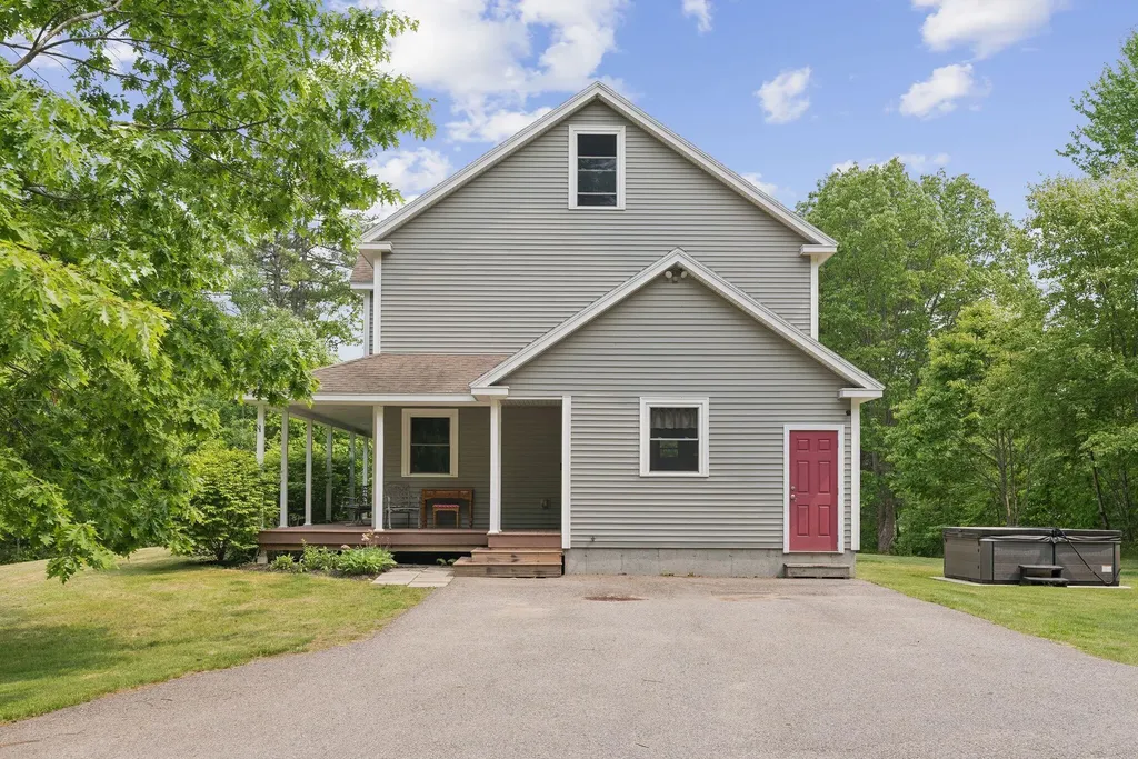 26 Serenity Lane Topsham ME 04086