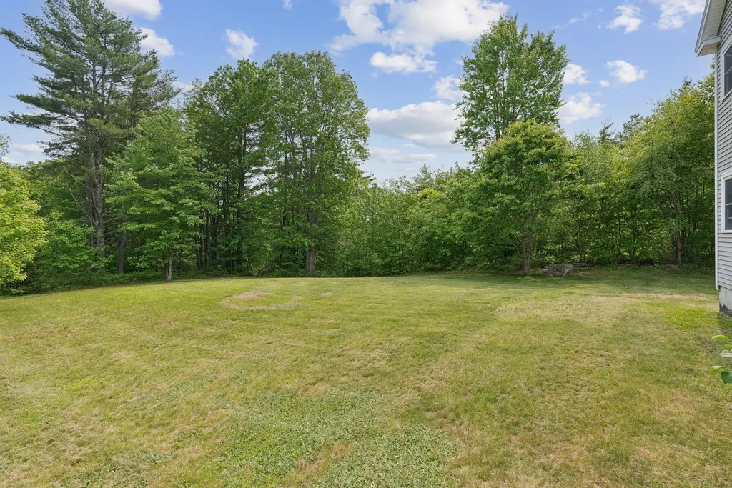 26 Serenity Lane Topsham ME 04086