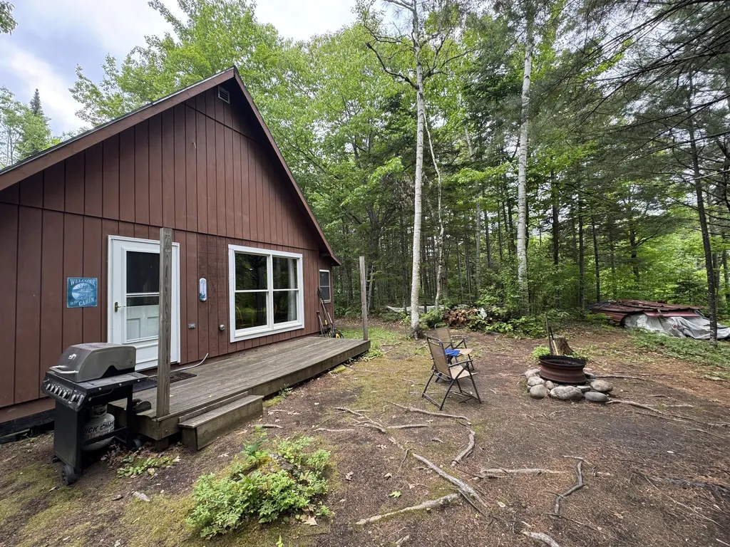 6 Maple Drive Abbot ME 04406