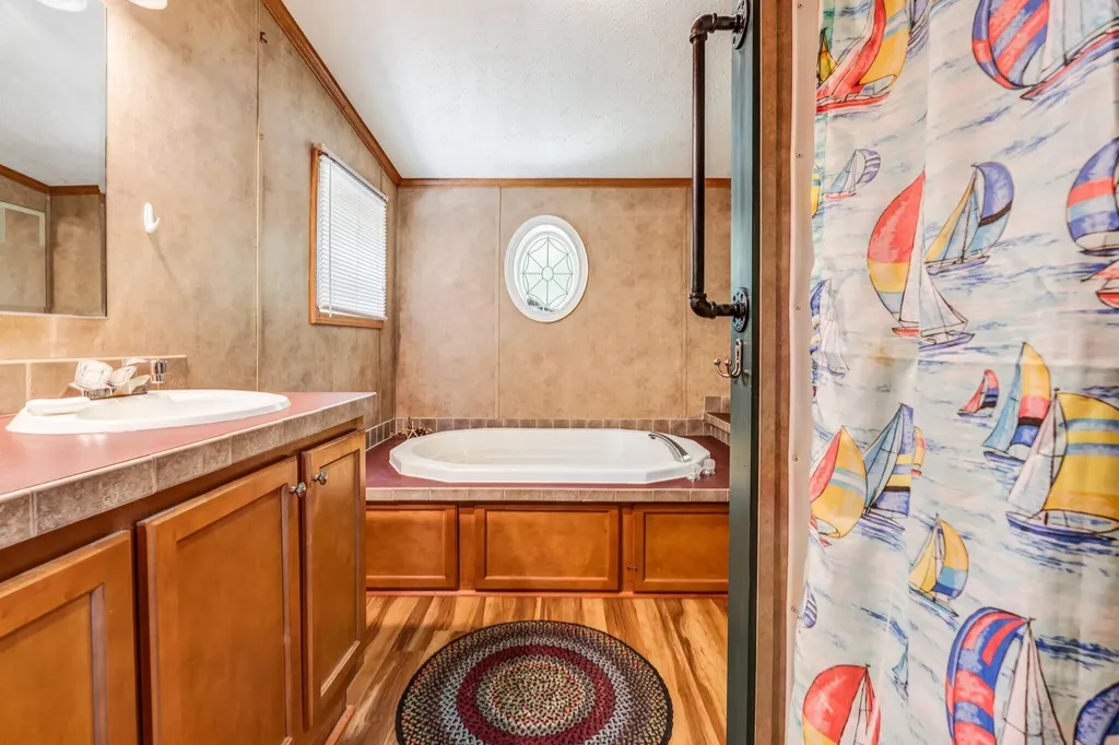 172 N Shore Drive Owls Head ME 04854
