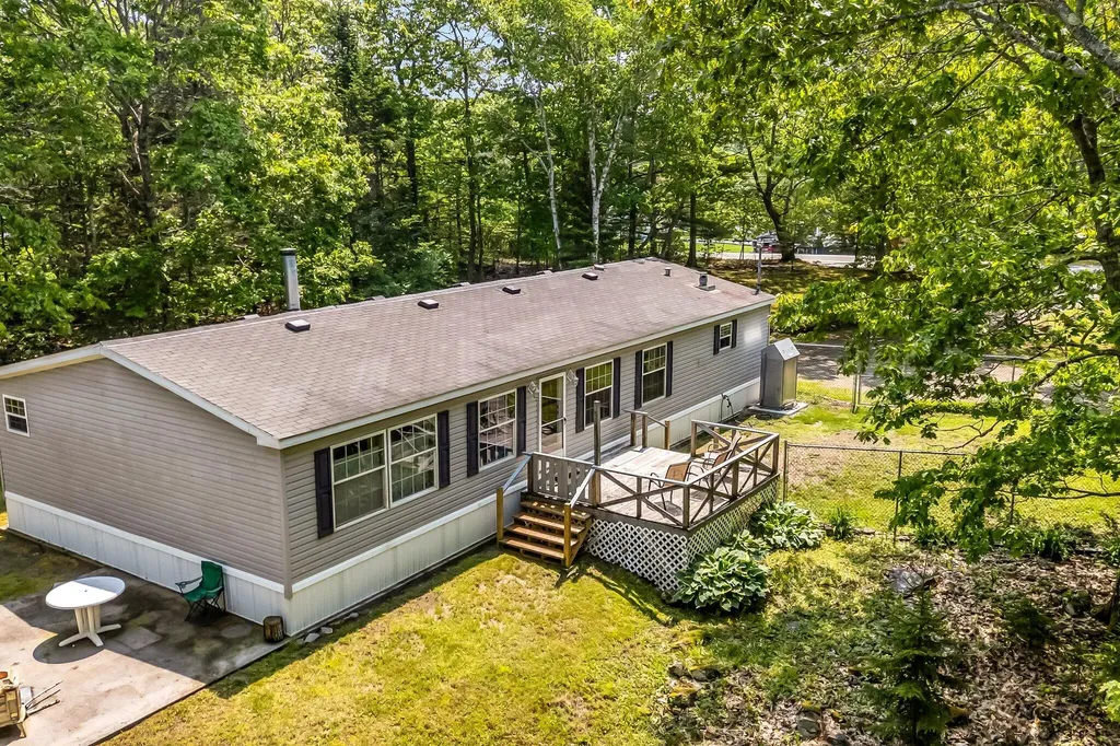 172 N Shore Drive Owls Head ME 04854