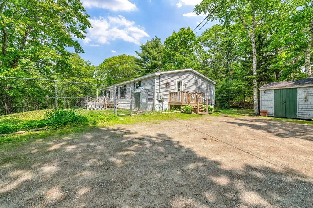 172 N Shore Drive Owls Head ME 04854