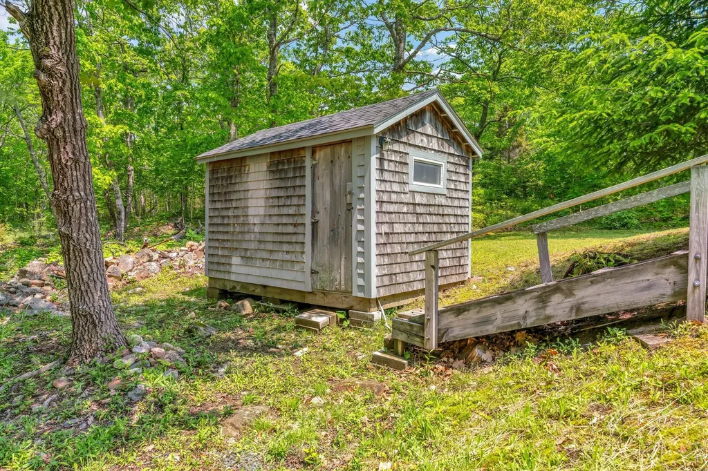 172 N Shore Drive Owls Head ME 04854
