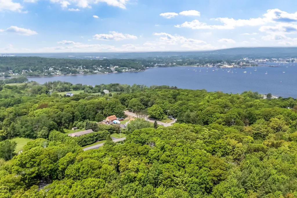 172 N Shore Drive Owls Head ME 04854