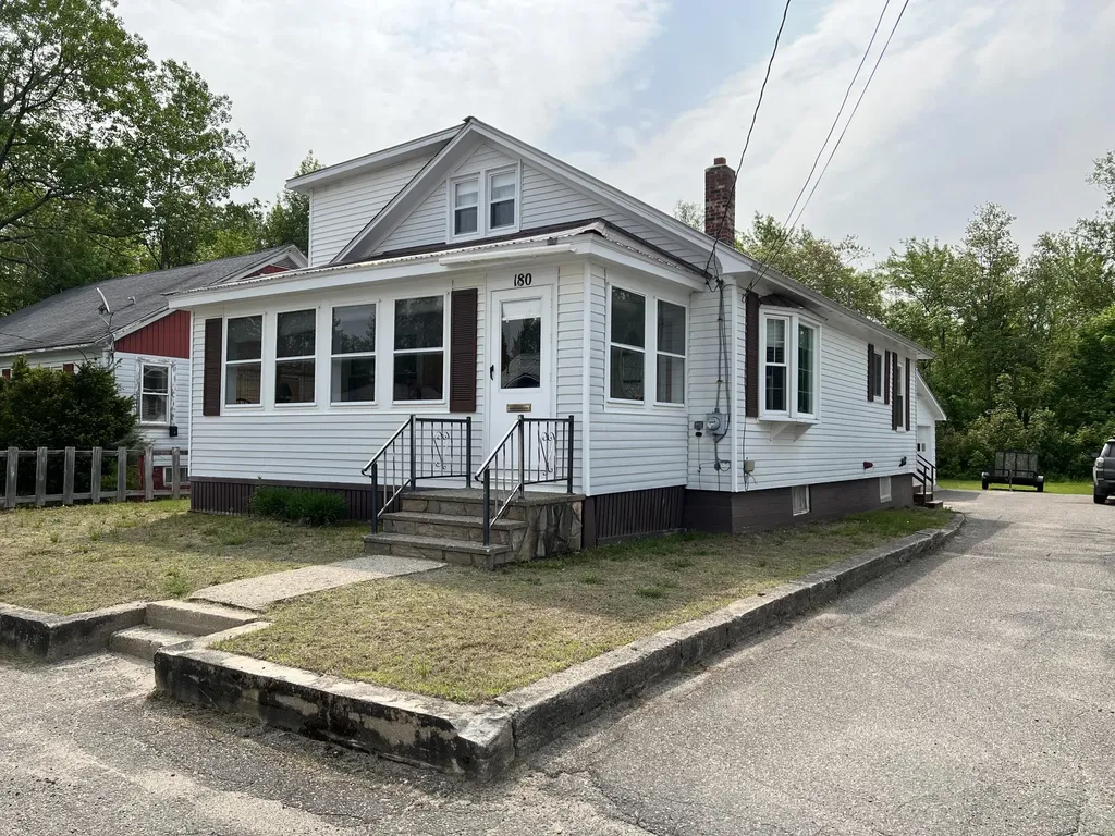 180 Bowdoin Street Millinocket ME 04462