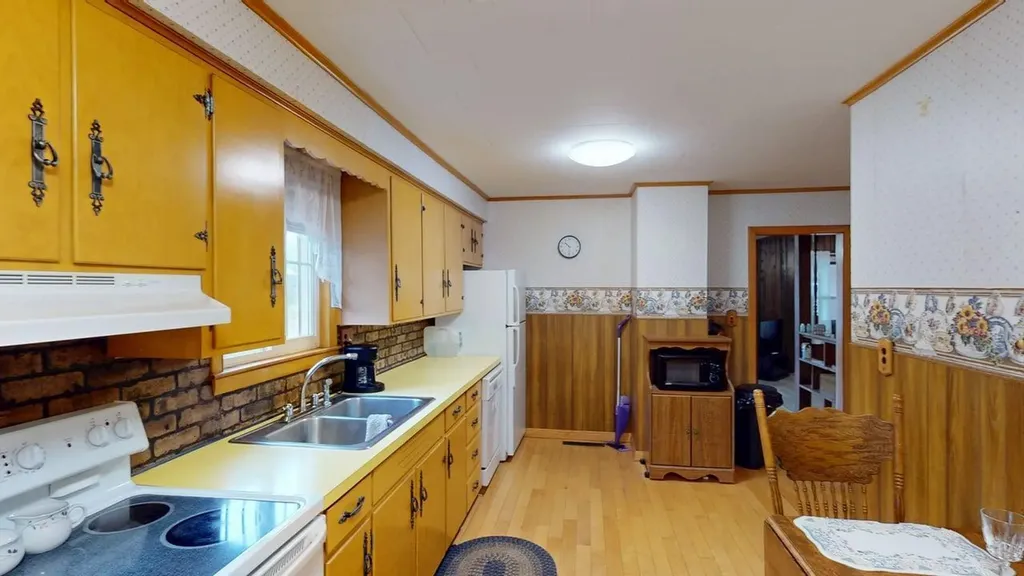 180 Bowdoin Street Millinocket ME 04462