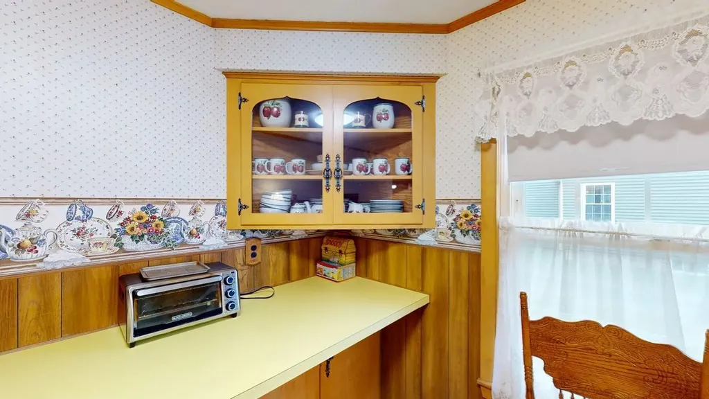 180 Bowdoin Street Millinocket ME 04462