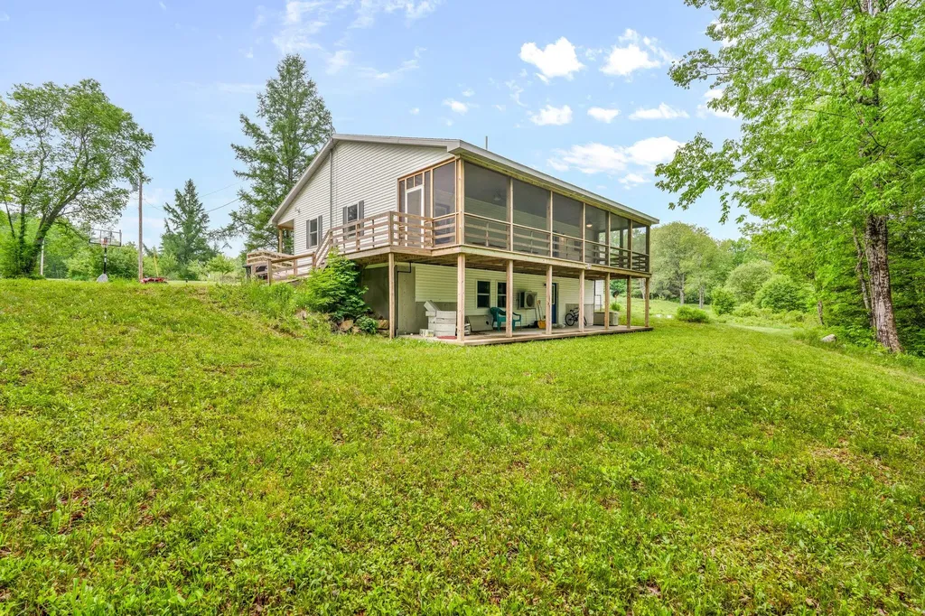 612 Airline Road Amherst ME 04605