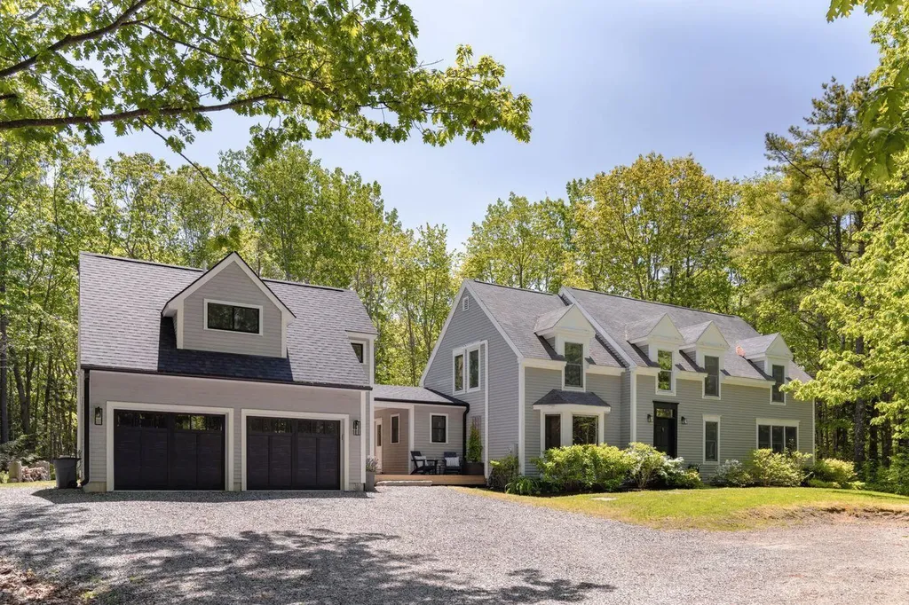 137 Wildes District Road Kennebunkport ME 04046