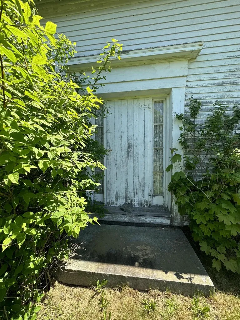 87 North Road Matinicus Isle Plt ME 04851