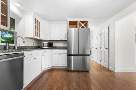 13 Carriage Way Scarborough ME 04074