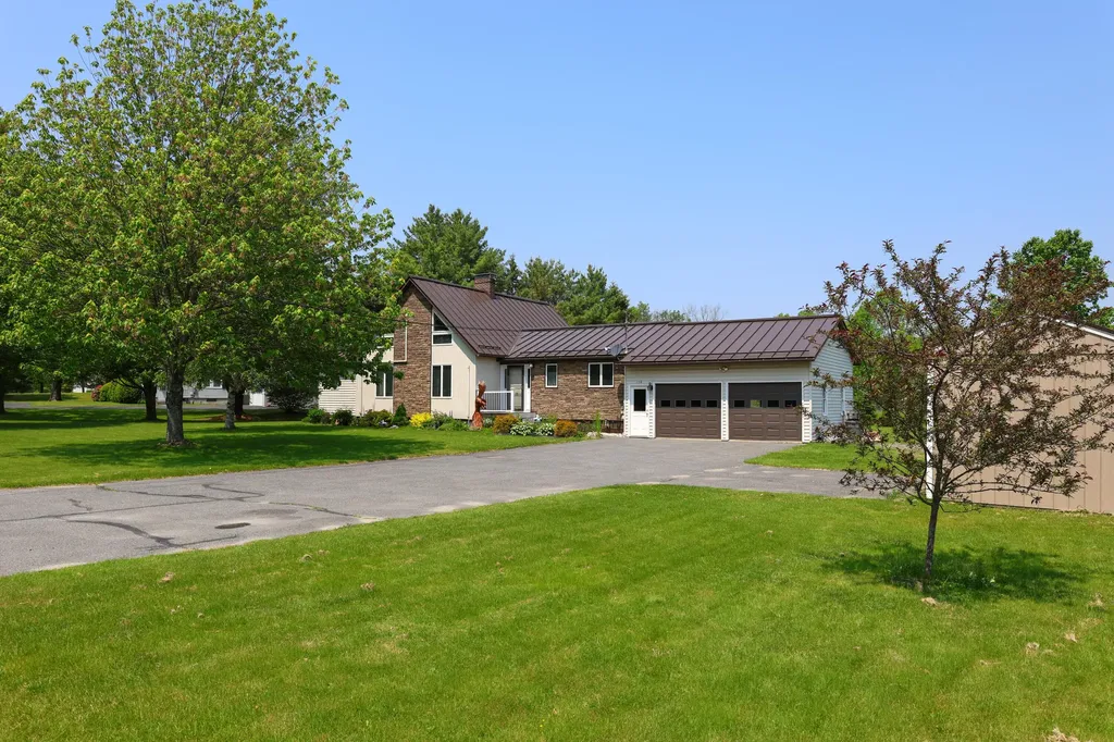 178 Clinton Avenue Winslow ME 04901