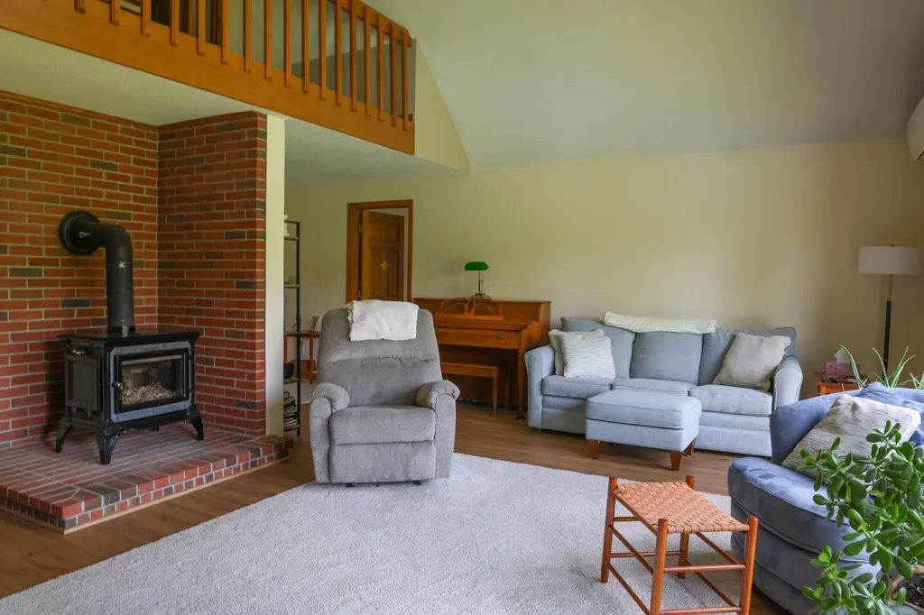 178 Clinton Avenue Winslow ME 04901